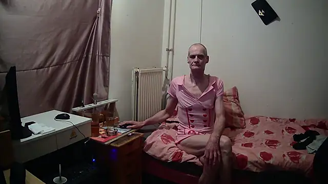 hobybobbi online show from October 10, 2025, 1:15 am