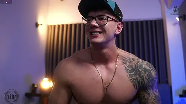 Thomas Falcon online show from October 18, 2025, 1:52 am