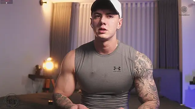 Thomas Falcon online show from October 23, 2025, 10:52 pm