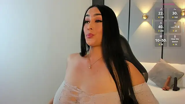 Snapshot of ashly_moonn chatting on June 19, 2026, 12:20 pm ashly moonn online show from June 19, 2026, 12:20 pm