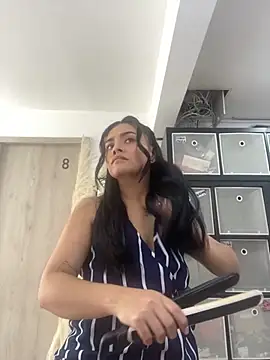 MarilynWhite  online show from October 29, 2025, 7:48 pm