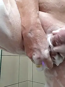 ice717 online show from January 11, 2026, 10:37 pm