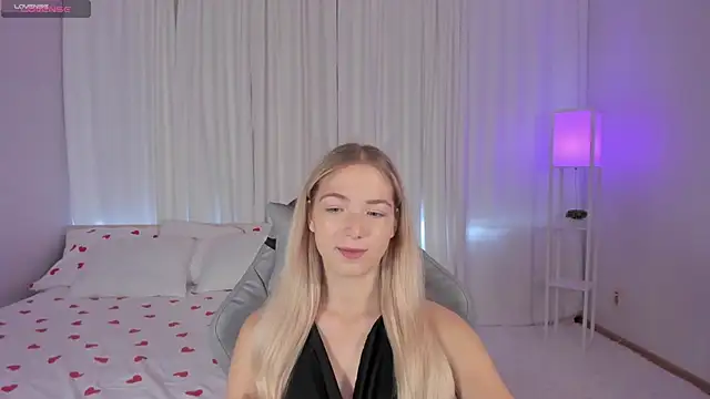 Susan Mimi online show from September 23, 2025, 3:20 am