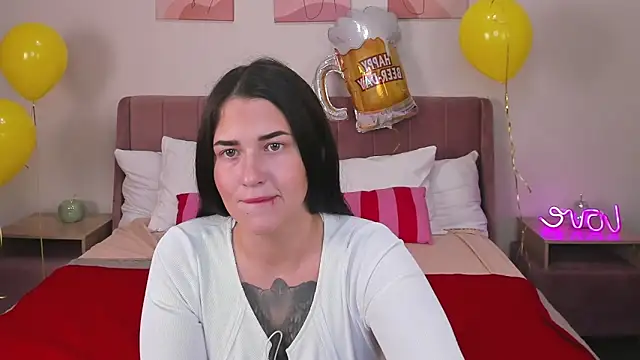 Miss    Mira online show from September 24, 2025, 12:03 am