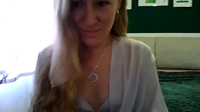 Snapshot of Krivya chatting on July 5, 2026, 7:37 am Krivya online show from July 5, 2026, 7:37 am