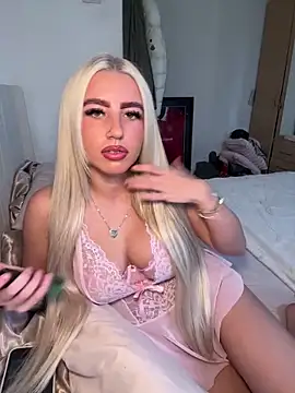 BlondeBetty online show from March 17, 2026, 3:26 pm