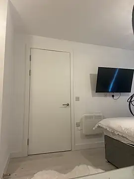 SexySaraxxoo online show from January 19, 2026, 11:36 am