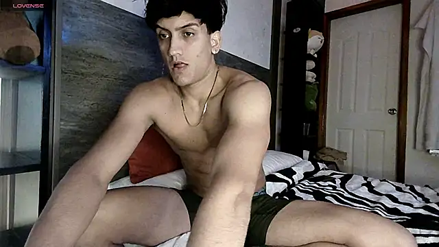Snapshot of FitBoy_Cris chatting on June 20, 2026, 3:09 am FitBoy Cris online show from June 20, 2026, 3:09 am