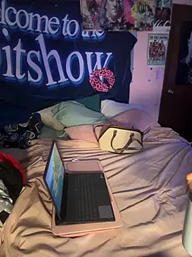 Snapshot of shortywidaphatty chatting on October 8, 2025, 10:13 am shortywidaphatty online show from October 8, 2025, 10:13 am