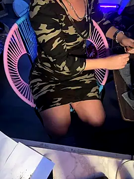 Snapshot of shortywidaphatty chatting on October 23, 2025, 3:22 pm shortywidaphatty online show from October 23, 2025, 3:22 pm