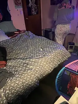 Snapshot of shortywidaphatty chatting on October 30, 2025, 2:51 pm shortywidaphatty online show from October 30, 2025, 2:51 pm