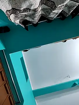 Snapshot of cuteeepriya chatting on October 3, 2025, 10:29 pm cuteeepriya online show from October 3, 2025, 10:29 pm