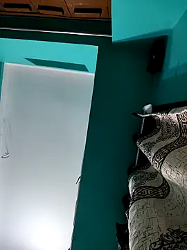 Snapshot of cuteeepriya chatting on October 21, 2025, 1:17 am cuteeepriya online show from October 21, 2025, 1:17 am