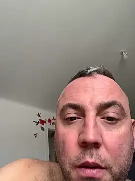 Marronglace1 online show from March 11, 2026, 9:37 am