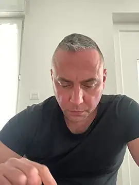 Marronglace1 online show from March 25, 2026, 1:50 pm