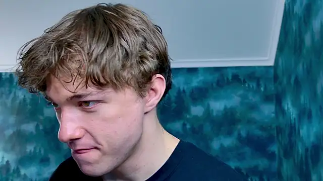 Snapshot of MarkShot_ chatting on October 26, 2025, 5:19 pm MarkShot online show from October 26, 2025, 5:19 pm