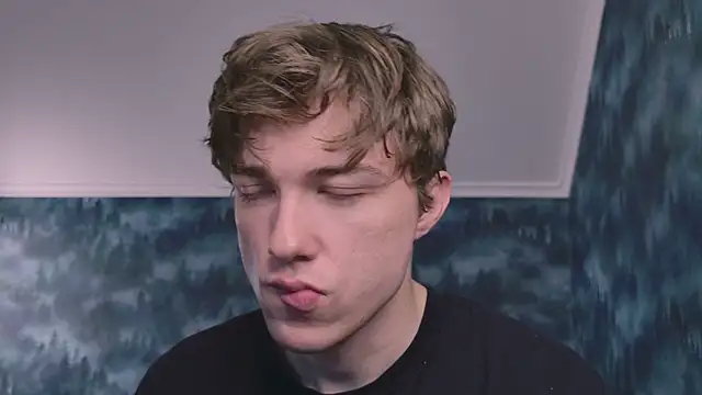 Snapshot of MarkShot_ chatting on November 2, 2025, 5:26 pm MarkShot online show from November 2, 2025, 5:26 pm