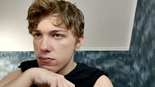 Snapshot of MarkShot_ chatting on November 4, 2025, 6:40 pm MarkShot online show from November 4, 2025, 6:40 pm