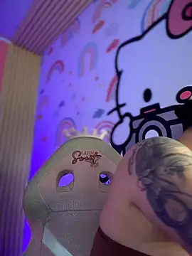 Megaan  More online show from February 6, 2026, 2:27 am