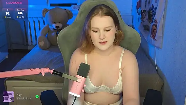 OliviaBlade online show from October 9, 2025, 1:42 pm