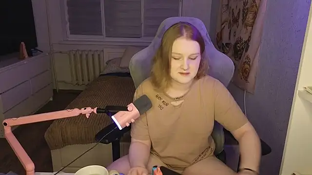 OliviaBlade online show from October 19, 2025, 1:56 pm