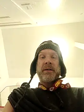 Snapshot of Mrdano0000 chatting on December 22, 2025, 1:24 am Mrdano0000 online show from December 22, 2025, 1:24 am