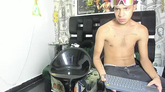 Latin straight0 online show from September 18, 2025, 8:27 am