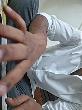 bossyjuicy online show from March 29, 2026, 7:47 pm