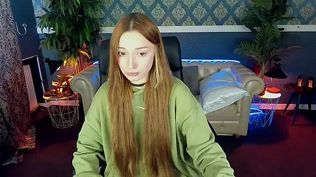 FoxyMayy online show from May 14, 2026, 12:45 pm