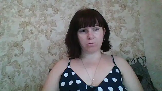 SecretSienna  online show from November 5, 2025, 10:04 am