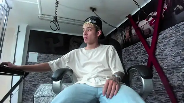 weesley boy online show from October 6, 2025, 11:35 pm