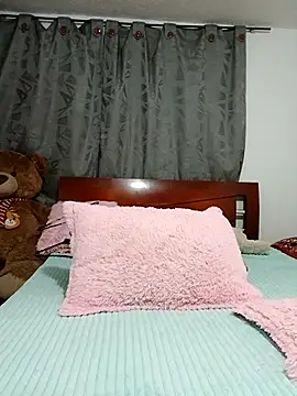 ZARAY 1118 online show from March 31, 2026, 2:35 am