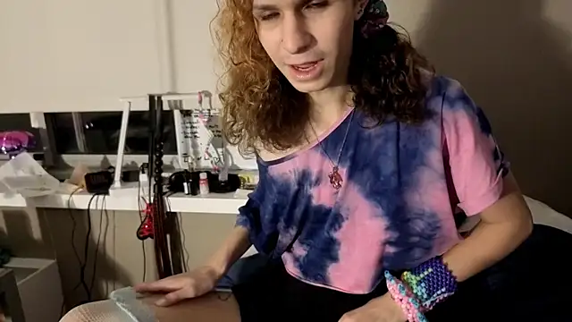 Snapshot of cuddlyavenue chatting on November 3, 2025, 2:46 am cuddlyavenue online show from November 3, 2025, 2:46 am