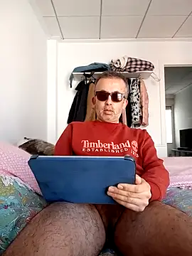 EmilioTaladdro online show from March 26, 2026, 9:15 am