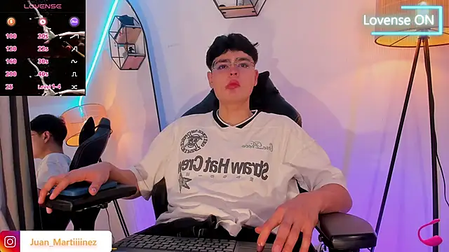 Im Juaniito online show from October 5, 2025, 4:11 am