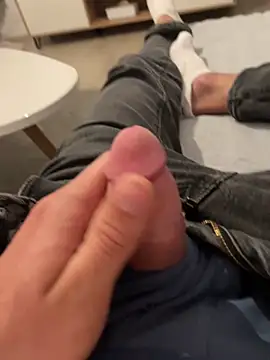 Milike 93 online show from October 5, 2025, 10:40 pm