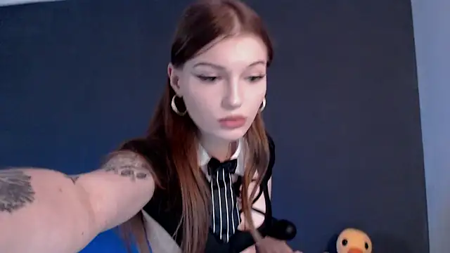 Nutsy Kitty online show from September 17, 2025, 9:38 pm