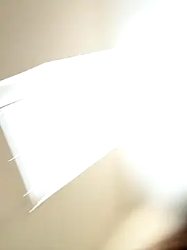 amberlynntun online show from November 29, 2025, 7:50 pm