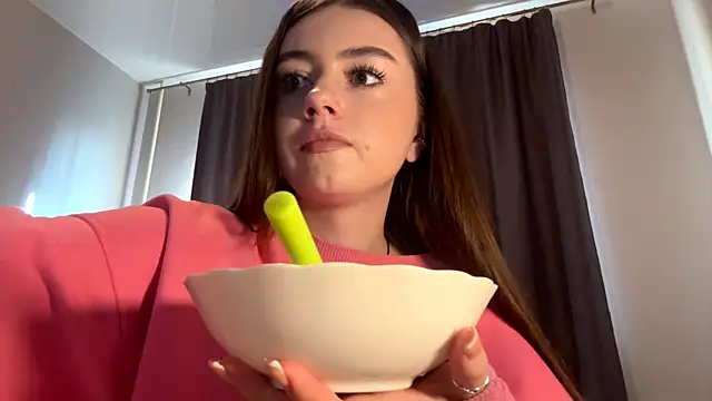 CatherinDream online show from September 20, 2025, 2:12 am