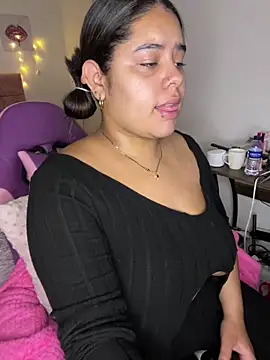 Anabelle 00  online show from April 2, 2026, 3:04 am