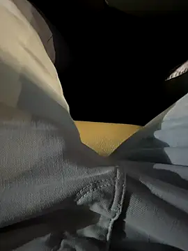 LAZ3R1 online show from September 29, 2025, 3:28 pm