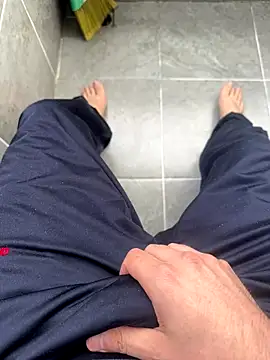 LAZ3R1 online show from November 2, 2025, 12:51 pm