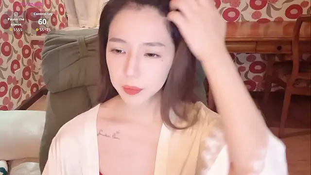 miss-lin online show from December 5, 2025, 1:20 pm