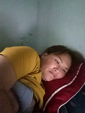 Tamara-a online show from October 31, 2025, 2:12 am