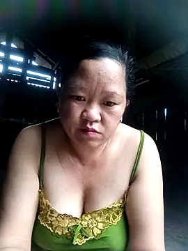 riso-00 online show from November 10, 2025, 9:08 am