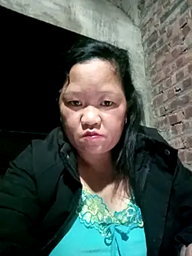 riso-00 online show from December 14, 2025, 2:11 pm