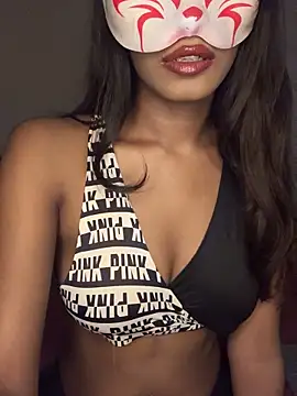 Mira SL online show from November 29, 2025, 3:04 pm