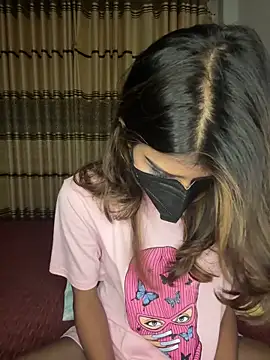 Mira SL online show from February 20, 2026, 6:41 pm