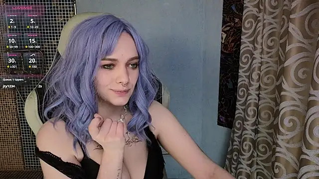 Eniferi online show from March 4, 2026, 7:20 pm