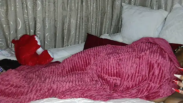 Snapshot of Bustyboobs02xx chatting on February 17, 2026, 5:15 am Bustyboobs02xx online show from February 17, 2026, 5:15 am